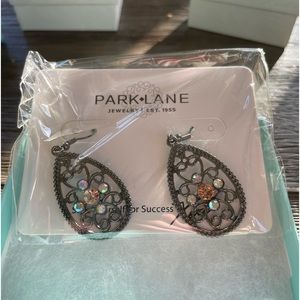 Park Lane dangle earrings